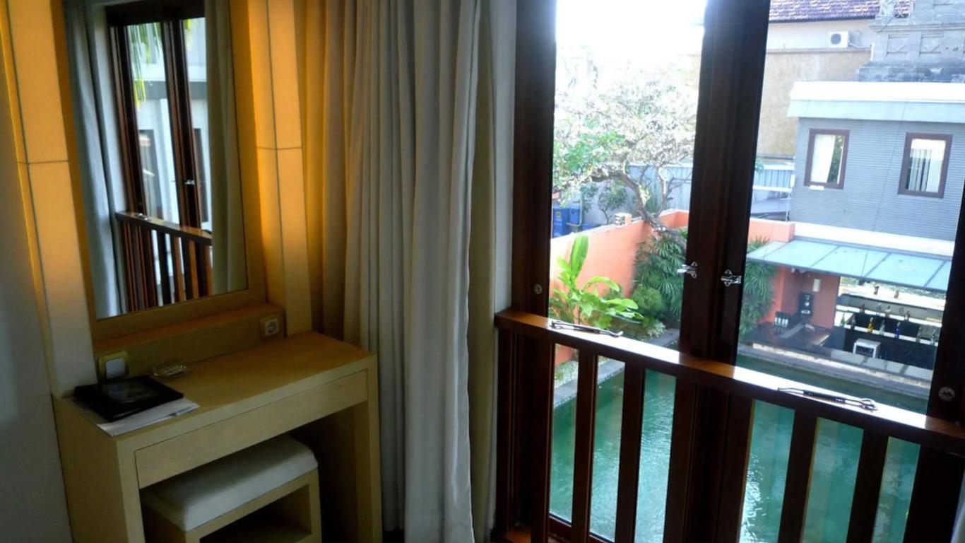 Casa Padma Suites Legian