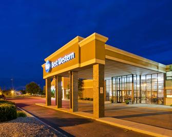 Best Western Kelly Inn - Yankton - Building
