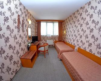 Rodopi Hotel - Haskovo - Wohnzimmer