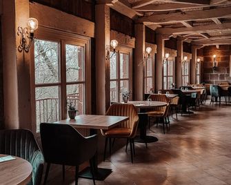 Château de Castel Novel Boutique Hôtel - Varetz - Restaurace