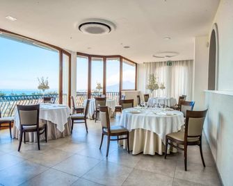 San Lorenzo - Boutique Hotel & Spa - Lettere - Restaurant