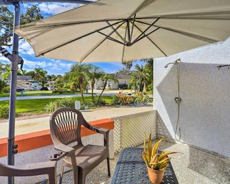 The Shell House with Pool and Golf Access! - Titusville - Patio