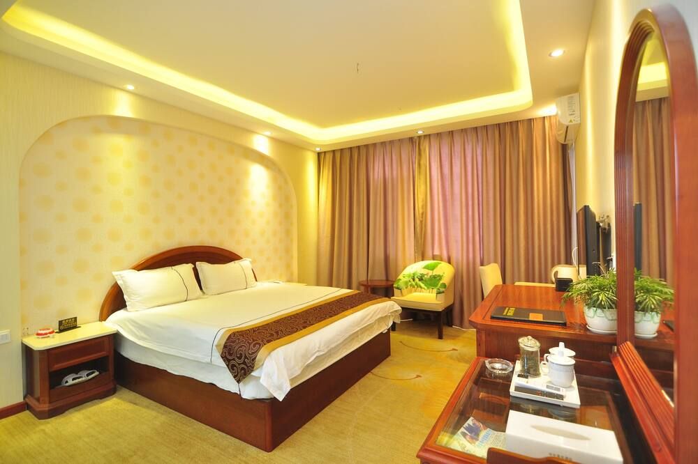 Bai Nian Sheng Shi Hotel - קונמינג