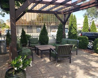 Affordable Suites of America Grand Rapids - גרנד ראפידס - פטיו