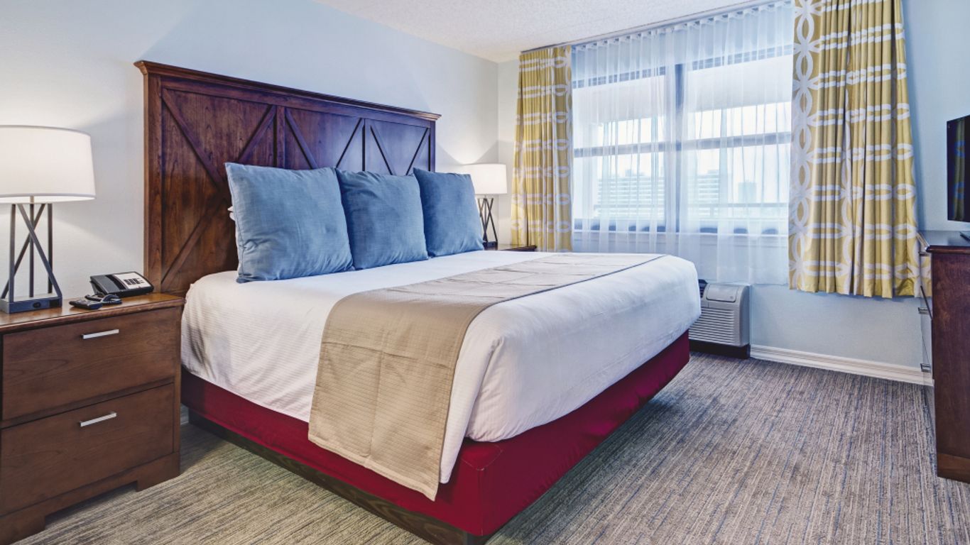 Wyndham Skyline Tower