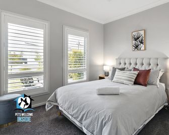 Luxurious Lakefront on Franklin Island - Victor Harbor - Спальня