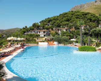 Hotel Costa di Kair Ed Din - Sperlonga - Zwembad