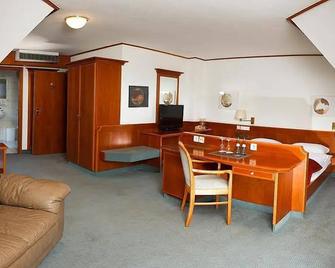 Hotel Zeller Zehnt - Esslingen - Huiskamer