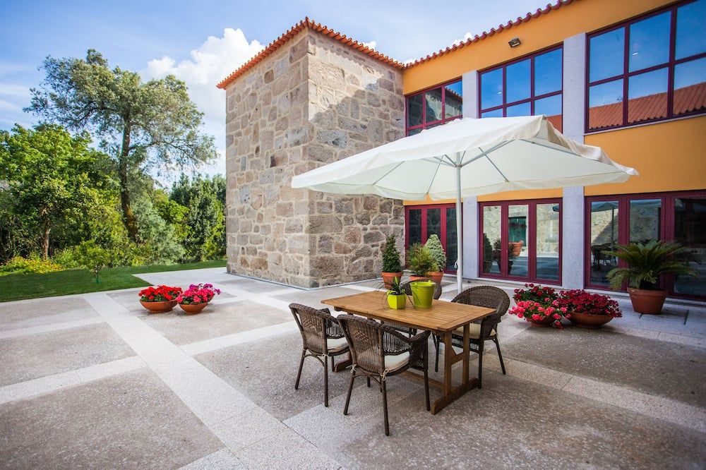 Casa Lata - Agroturismo e Enoturismo - Amares - Binnenhof