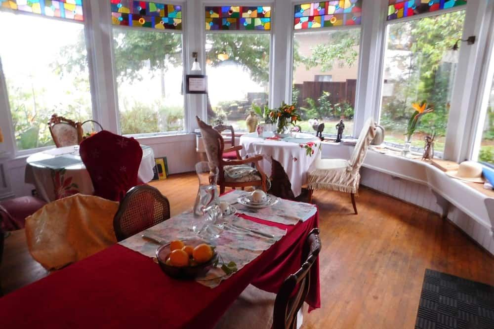 Cliff Crest Inn - Santa Cruz - Restaurant