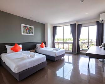 Clover Hotel Hatyai - Hat Yai - Bedroom