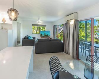 Heliconia Grove - 1 bedroom - on Hamilton Island by HIHA - Hamilton Island - Living room