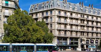 宜必思格勒諾布爾中心巴士底酒店 - 格勒諾伯 - 格勒諾布爾 - 建築