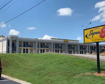 Super 8 by Wyndham Cookeville - Cookeville - Rakennus