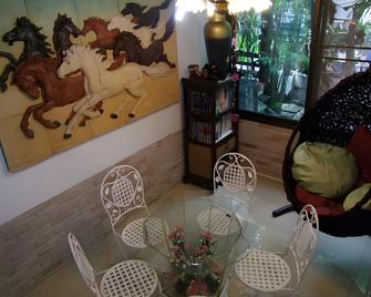 Naifun Bb House - Bangkok - Lobby