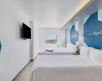 One Puebla Angelopolis Periferico - Puebla City - Bedroom