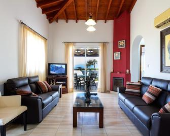 Path Latchi Beachfront Apartments - Polis Chrysochous - Living room