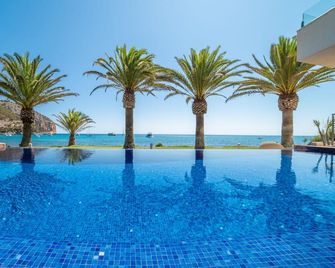 Melbeach Hotel & Spa - Canyamel - Pool