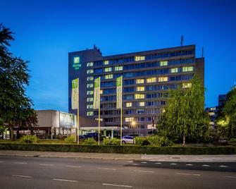 Holiday Inn Eindhoven - Eindhoven - Edificio