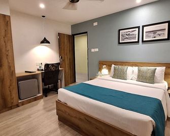 Regenta Inn Grand Koramangala By Royal Orchid Hotels - Bengaluru - Bedroom