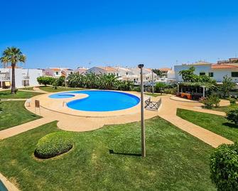 Sun Lovers Altura T1 Pool & Balcony - Альтура - Басейн