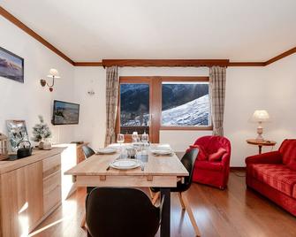 Family apt with superb view on the Mont Blanc - Les Houches - Salle à manger