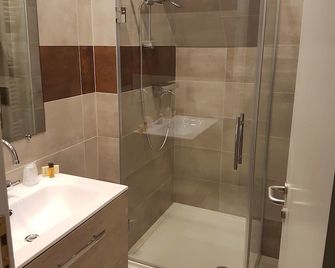 Hôtel du Parc - Ath - Baño