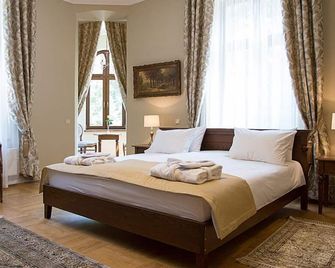 Palac Polanka - Krosno - Schlafzimmer