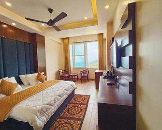 Hotel Pines And Peaks By Tws Hotels - Dalhousie - Slaapkamer