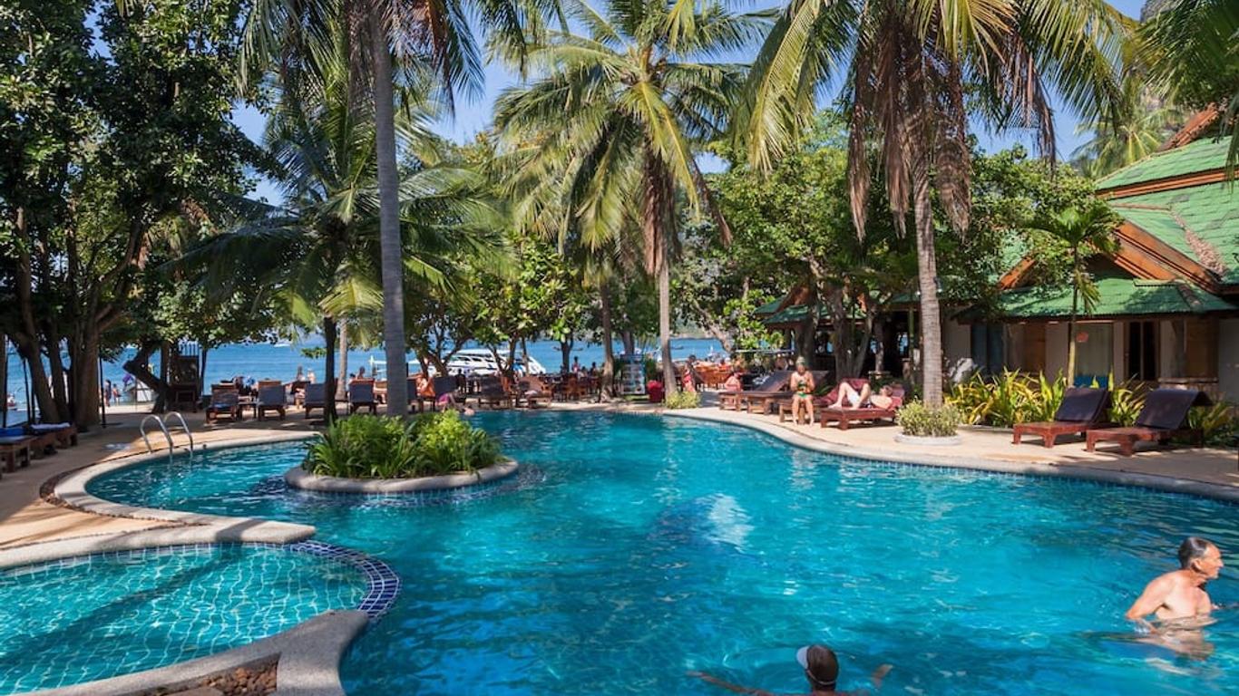 Sand Sea Resort