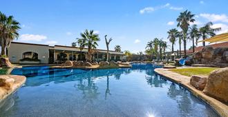 Quality Resort Siesta - Albury - Pool