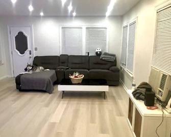Beautiful Home Midwood area - Brooklyn - Salon