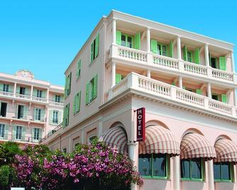 Hôtel Vacances Bleues Balmoral - Menton - Κτίριο