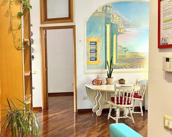 Casa Vacanze Seahorse - Salerno - Dining room