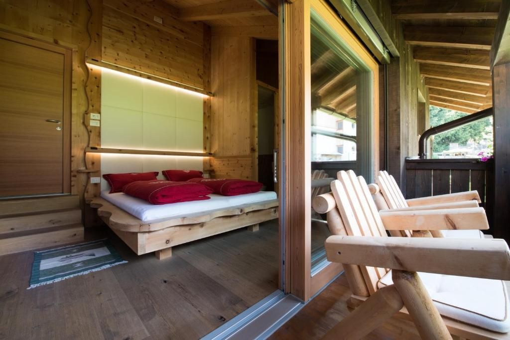 La Ücia by Fana Ladina - מארבה