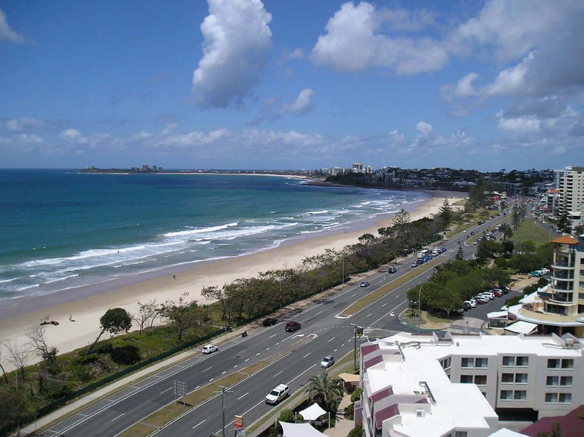 Beachfront Towers - Maroochydore - Beach
