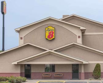 Super 8 by Wyndham Youngstown/Austintown - Youngstown - Building