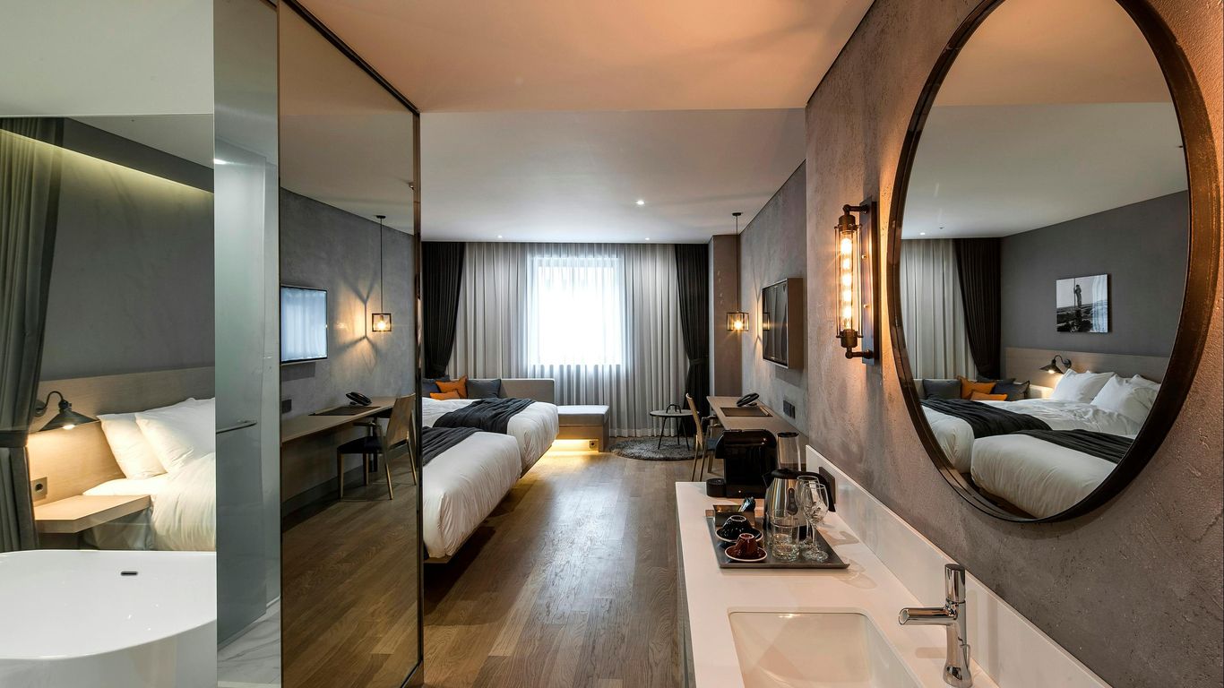 โฮเทล 28 เมียงดง