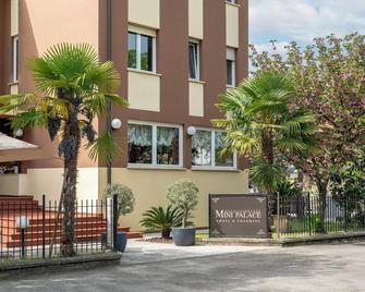 B&B Mini Palace - Molinella - Edificio