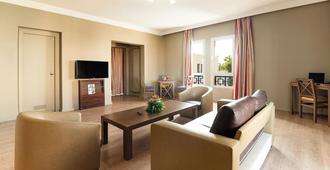 ibis Oujda - Oujda - Living room