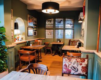 Dolphin Hotel - Seaton - Restaurant