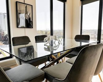 Modern luxe Penthouse in Downtown Atlanta - Atlanta - Comedor