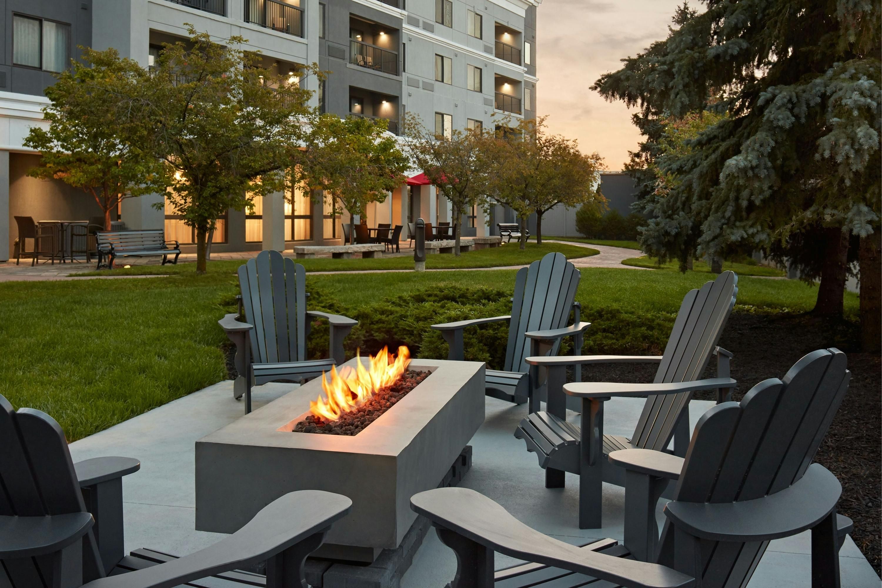 Courtyard by Marriott Mississauga-Airport Corporate Centre West thumbnail 3