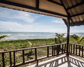 White Sand Beach Resort - Ko Chang - Balcony