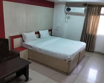 Hotel Cozy Residency - Jabalpur - Habitación