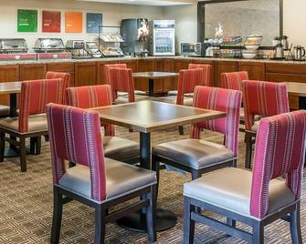 Bluffton Inn & Suites - Bluffton - Restaurante