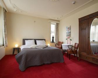 Hotel de Abdij - Horn - Bedroom