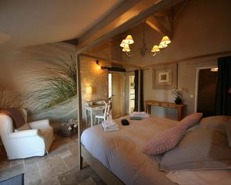 Luxury stone house with view and heated pool - Les Lèves-et-Thoumeyragues - Спальня