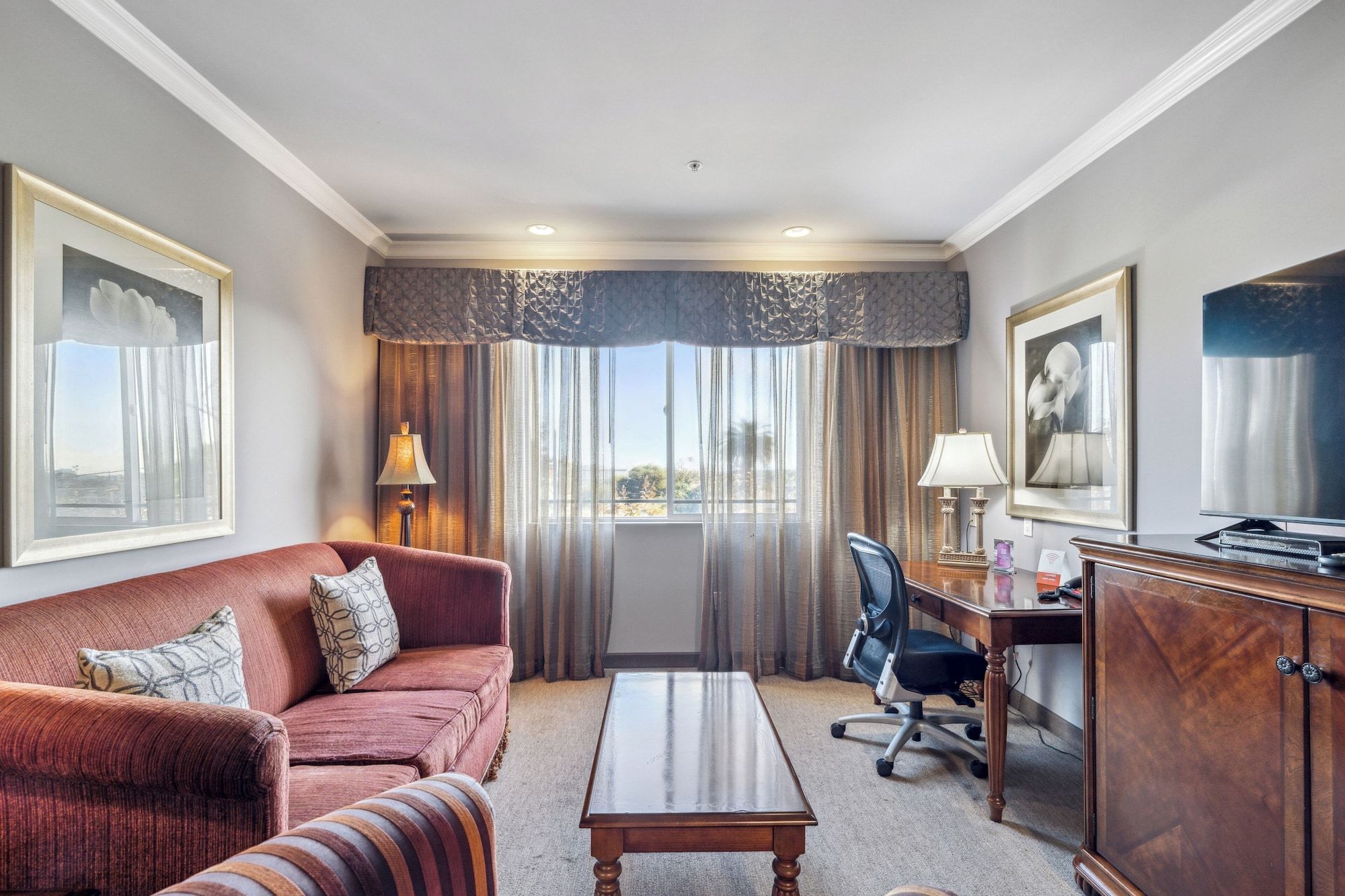 Villa Montes Hotel - San Bruno - Salon