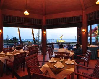 Baan Karonburi Resort (SHA Plus+) - Karon - Ravintola